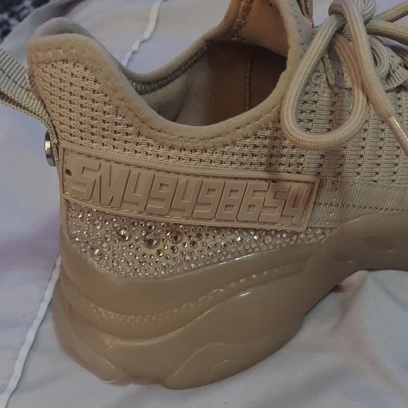 Steve Madden Sparkling Beige Sneakers - Picture 11 of 15